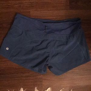 Lululemon size 8 shorts
